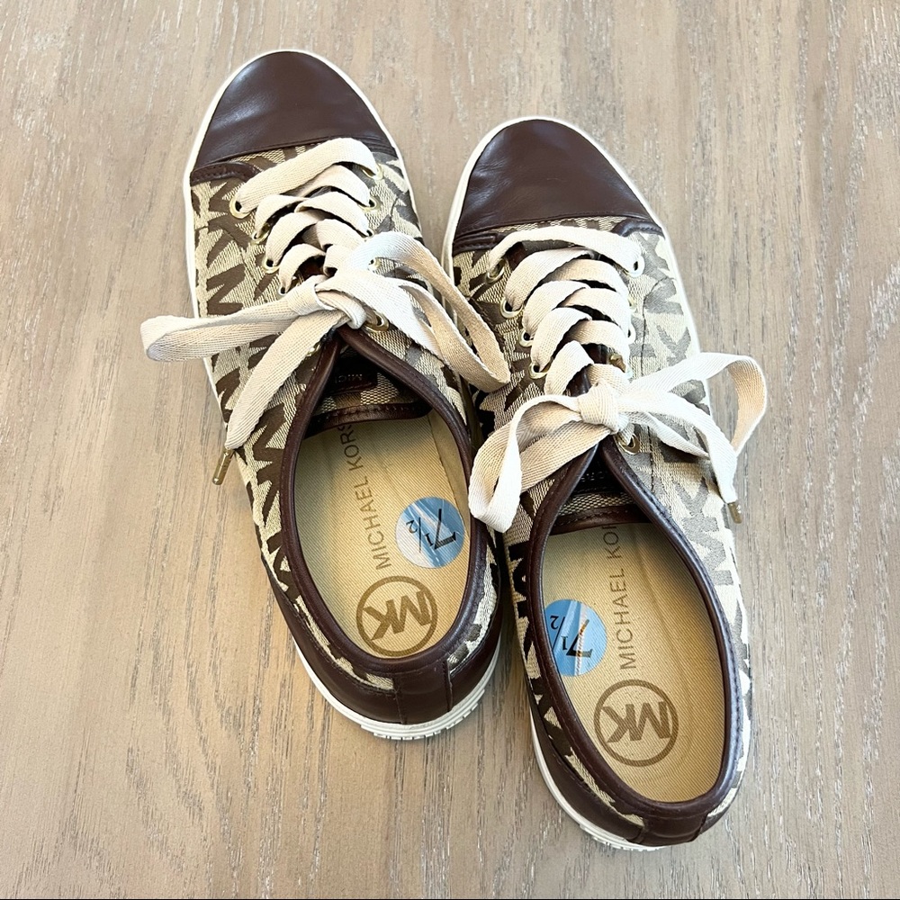 Like New Michael Kors Leather & Canvas Sneakers MK Logo Brown & Tan Size 7.5 - Picture 2 of 12